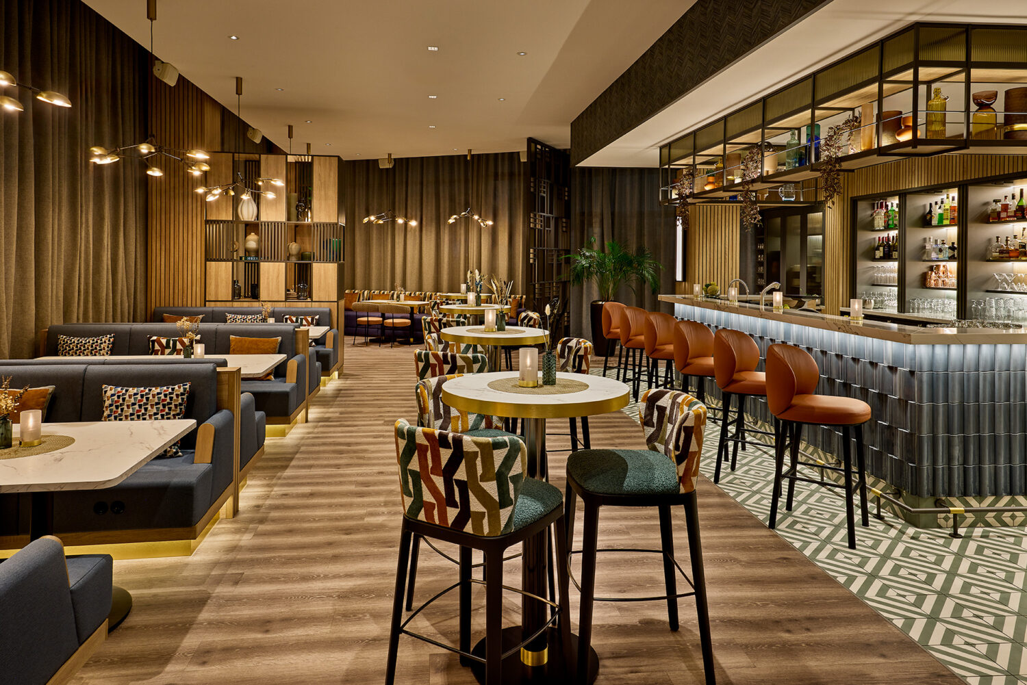 CY_BERMT_Restaurant_3_prev